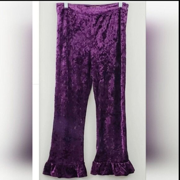 Cropped Purple Ruffle Pants - Picture 10 of 12